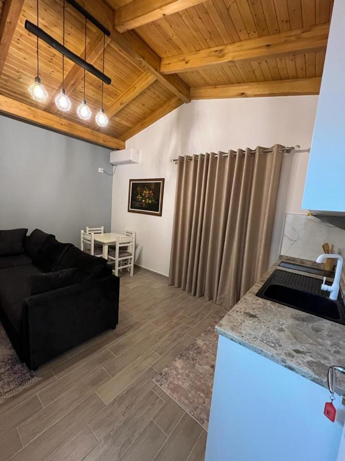 Trip-Stop Apartments Влёра Экстерьер фото
