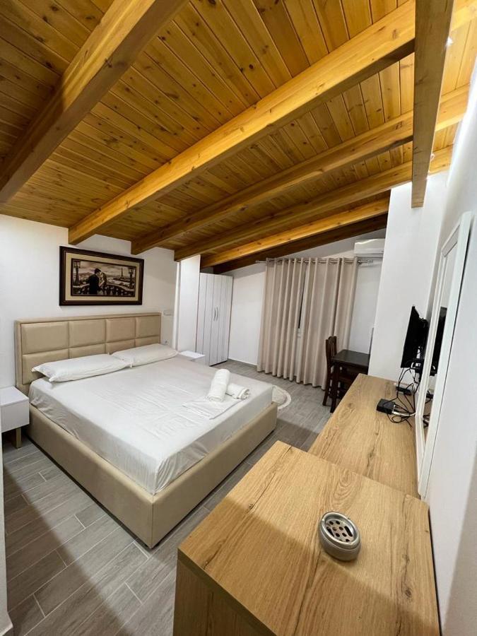 Trip-Stop Apartments Влёра Экстерьер фото