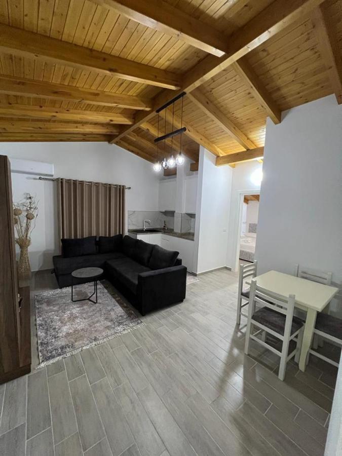 Trip-Stop Apartments Влёра Экстерьер фото