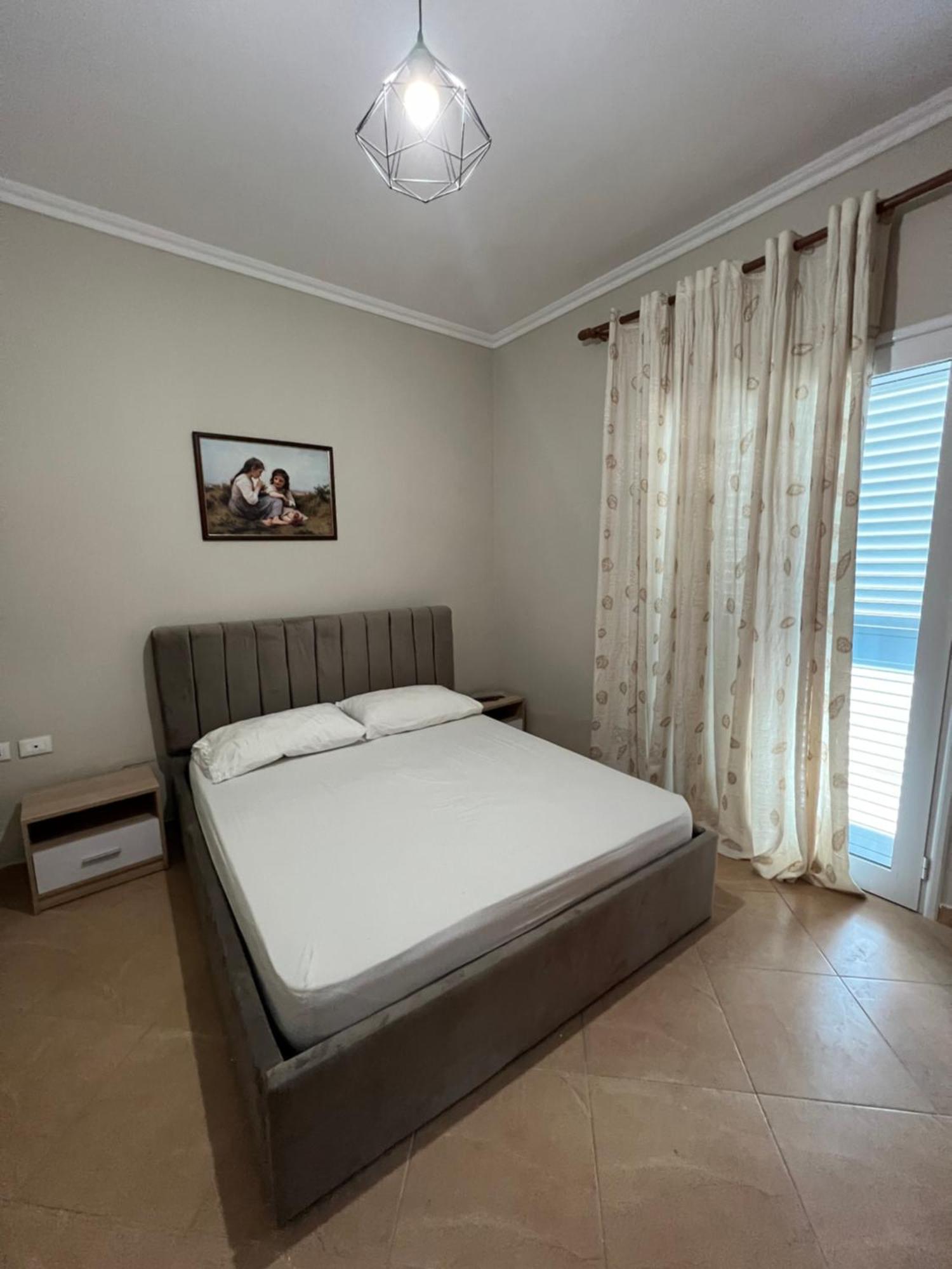 Trip-Stop Apartments Влёра Экстерьер фото